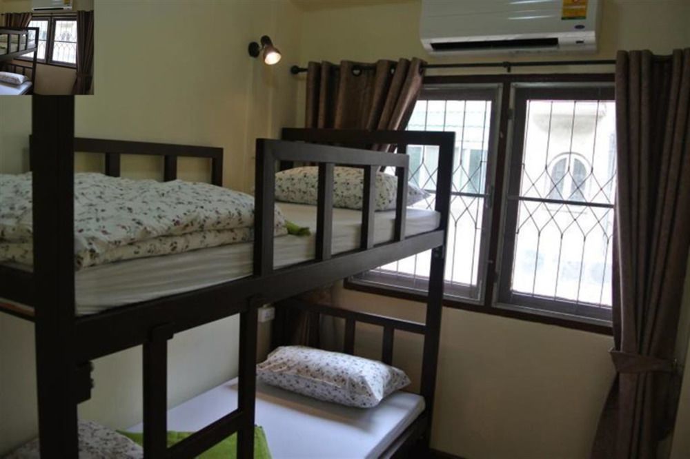 Bed Dee Time Hostel Бангкок Экстерьер фото