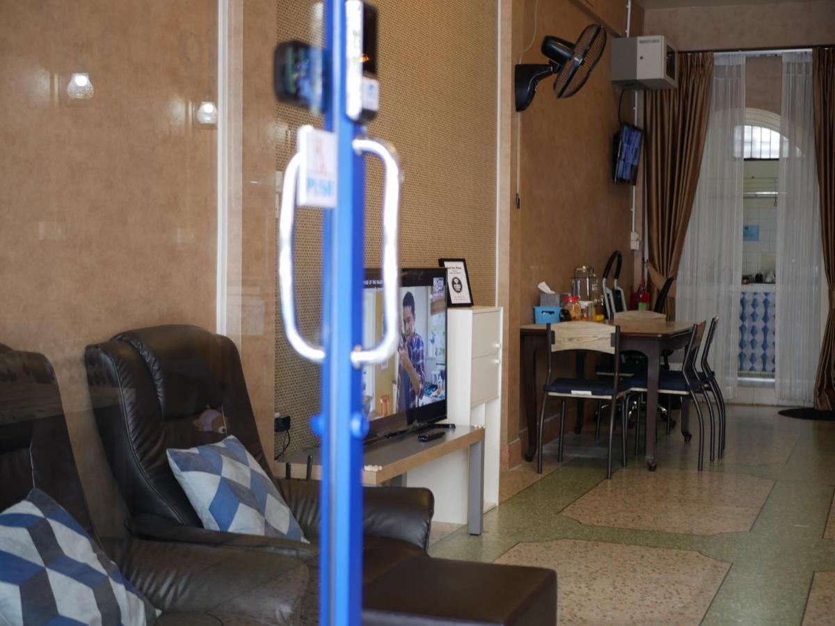 Bed Dee Time Hostel Бангкок Экстерьер фото