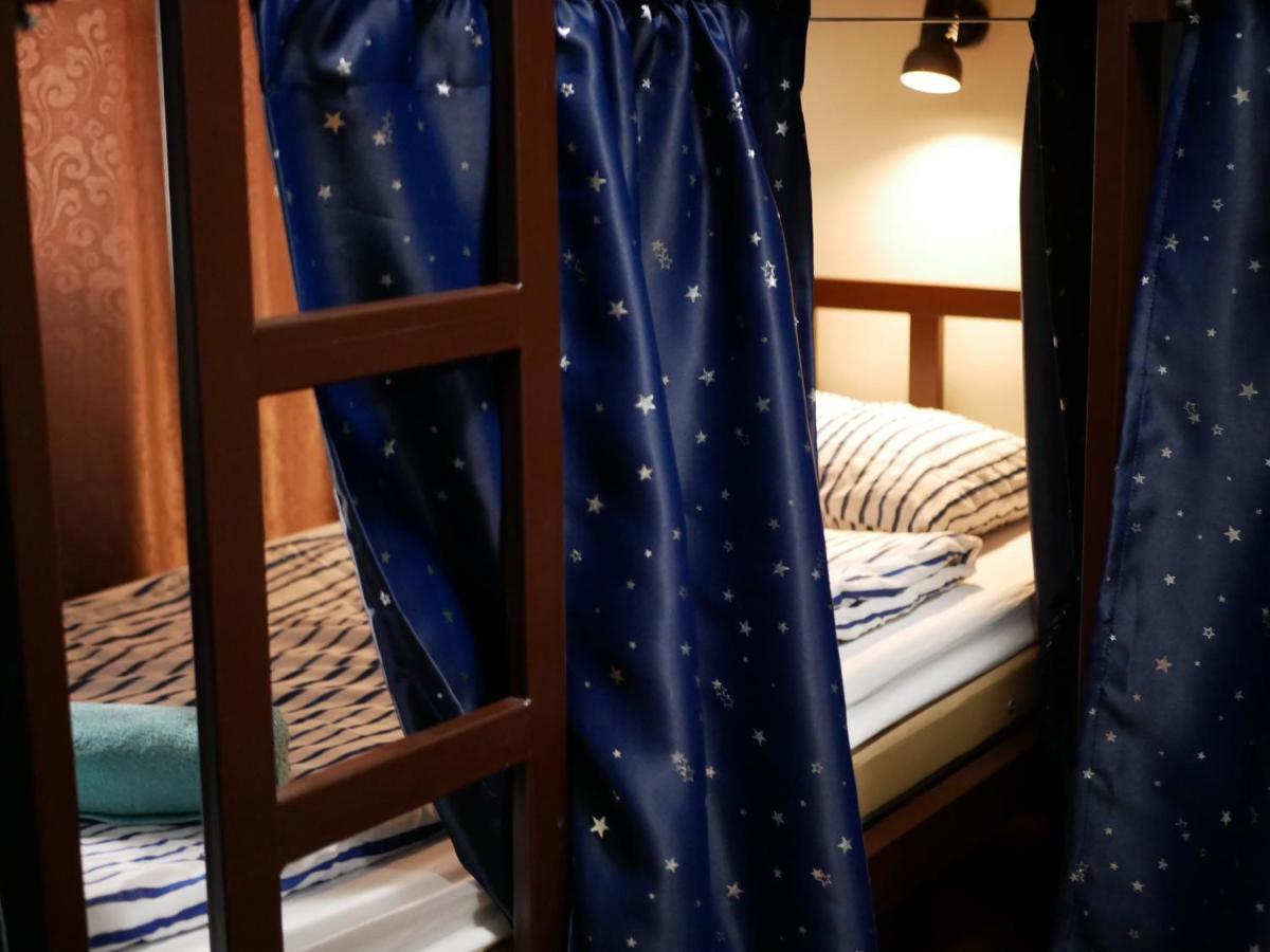 Bed Dee Time Hostel Бангкок Экстерьер фото