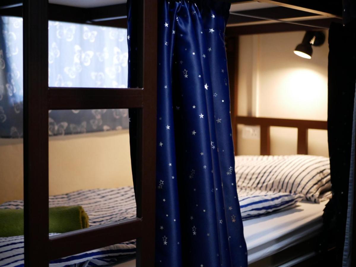 Bed Dee Time Hostel Бангкок Экстерьер фото